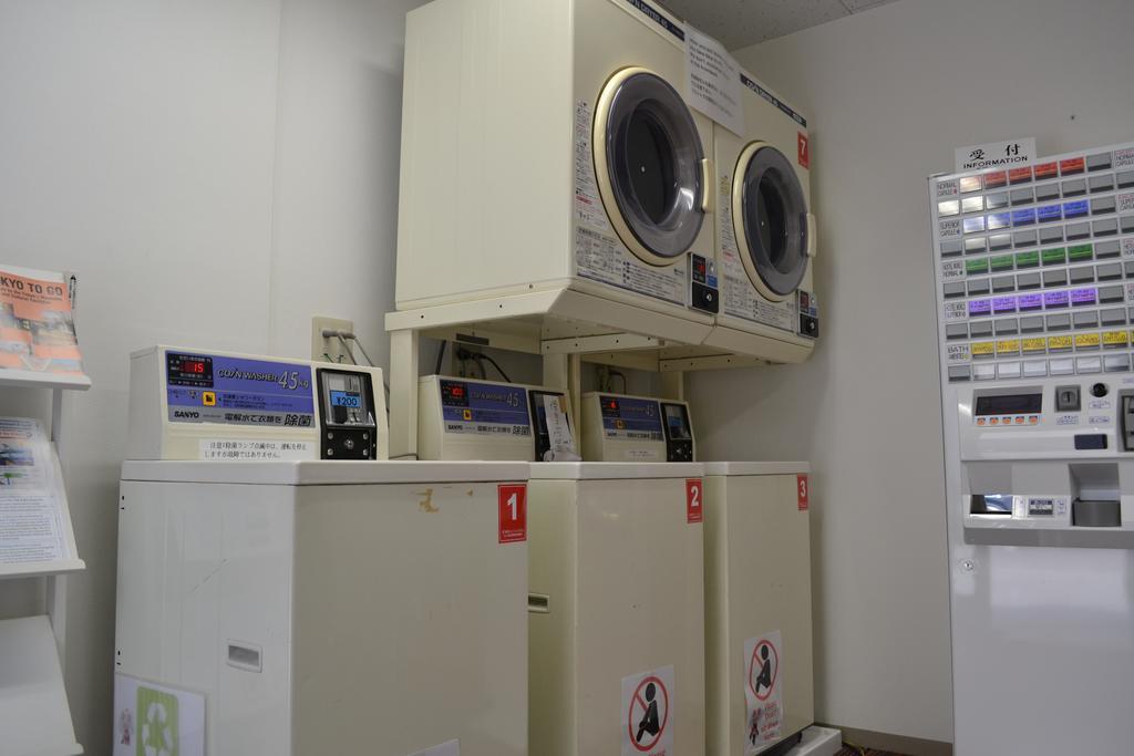 1 Night 1980 Hostel Tokyo Asakusa Simple Stay Екстер'єр фото